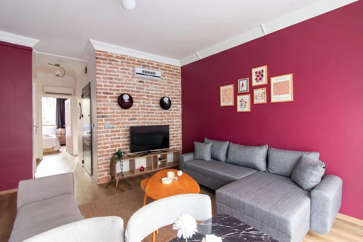 Appartamento Authentic 2Br Gem In The Heart Of Samatya Provincia di Provincia di Istanbul Turchia